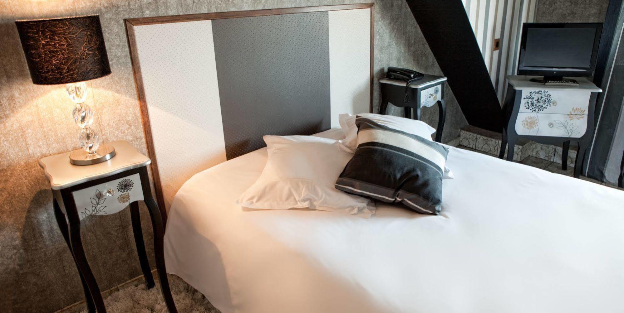 Hotel Majuscule Sélestat Zewnętrze zdjęcie
